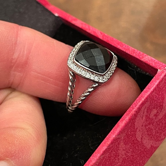 Faceted black Onyx Ring, cushion cut Rhodium plated split shank band, Sz. 7,NWT - Picture 5 of 16